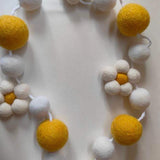 Yellow Daisy Garland 2m