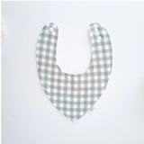 Dribble Bib - Lucca