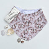 Seashells Dribble Bib