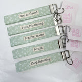Keychain - Mint Daisy