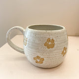 Handmade Round White Speckled Mug with Daisies